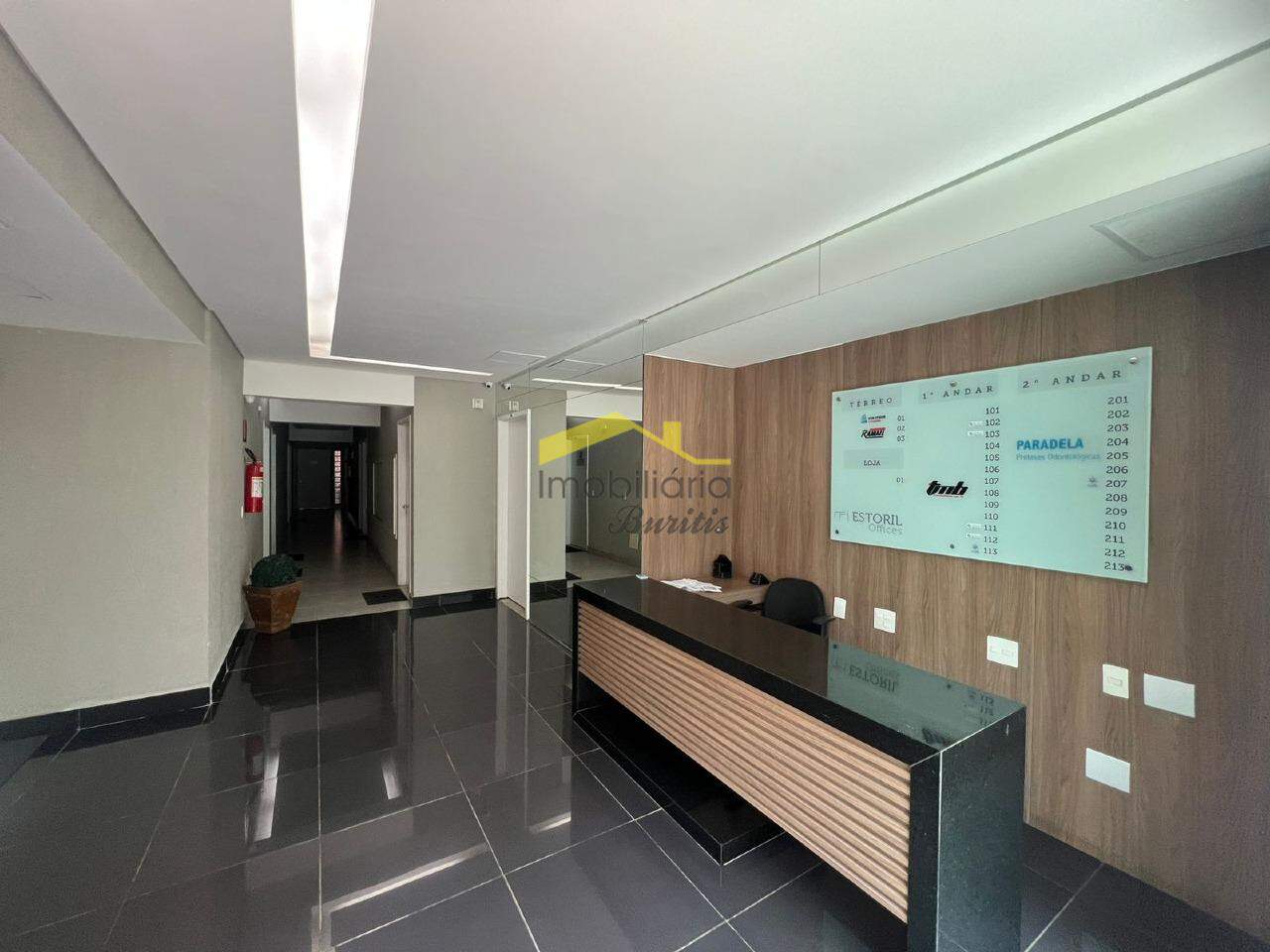 Sala para aluguel no Estoril: 