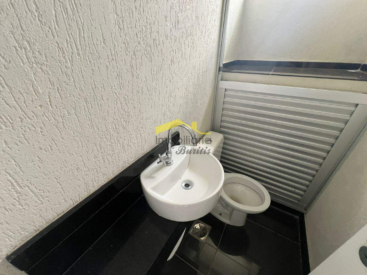 Sala para aluguel no Estoril: 
