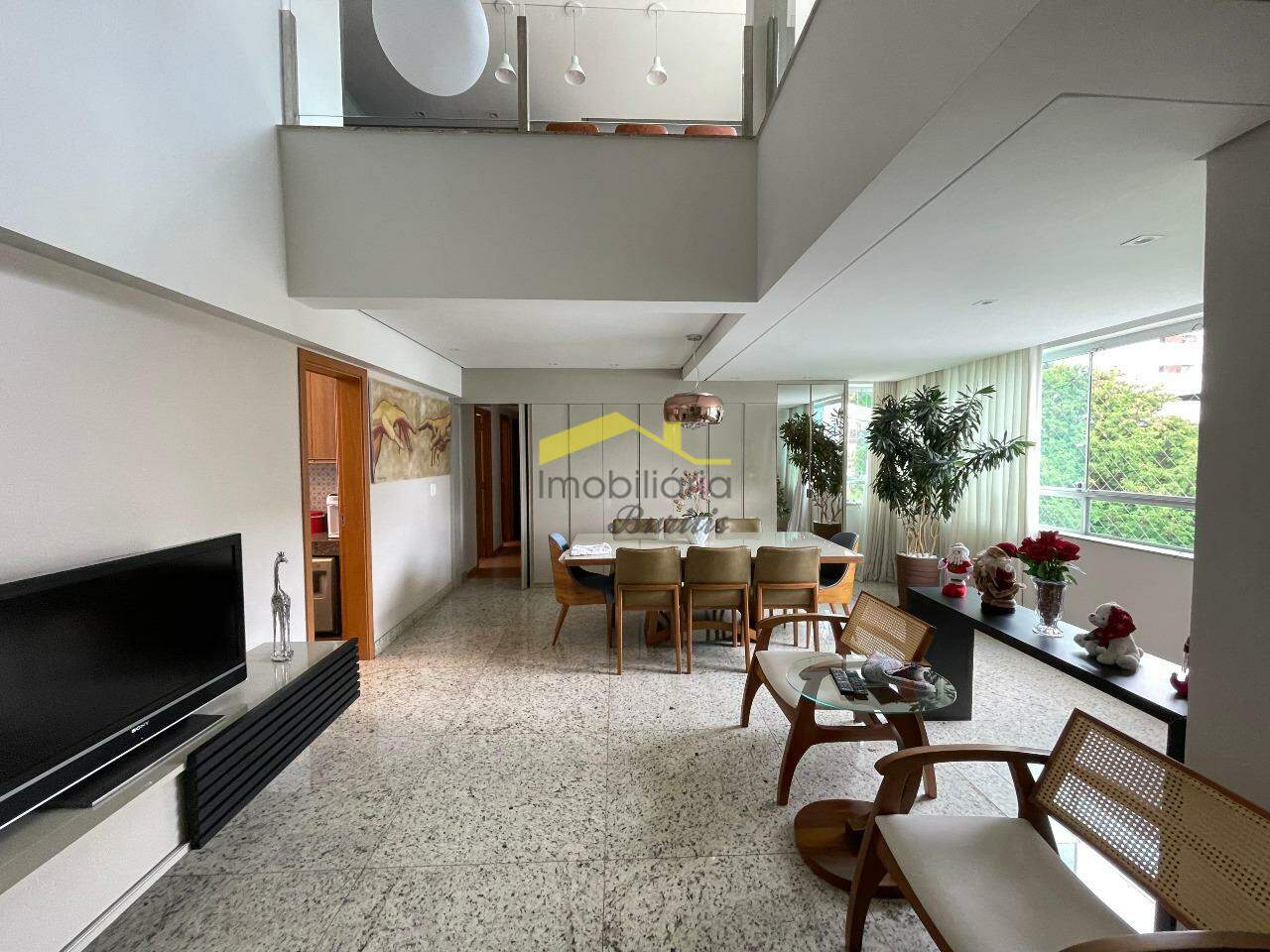 Cobertura à venda no Buritis: 