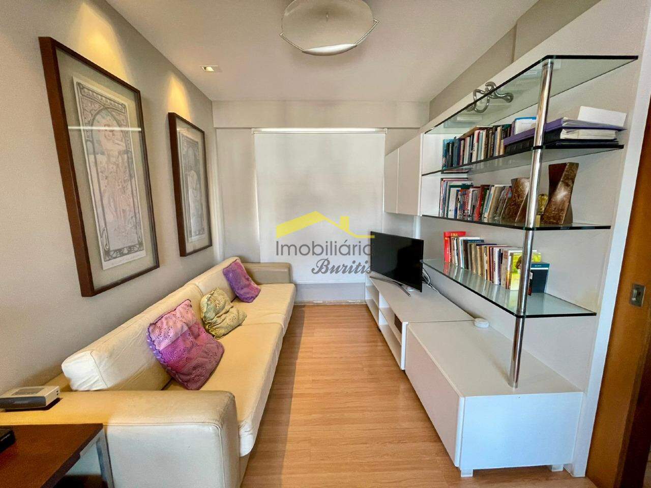 Apartamento à venda no Buritis: 