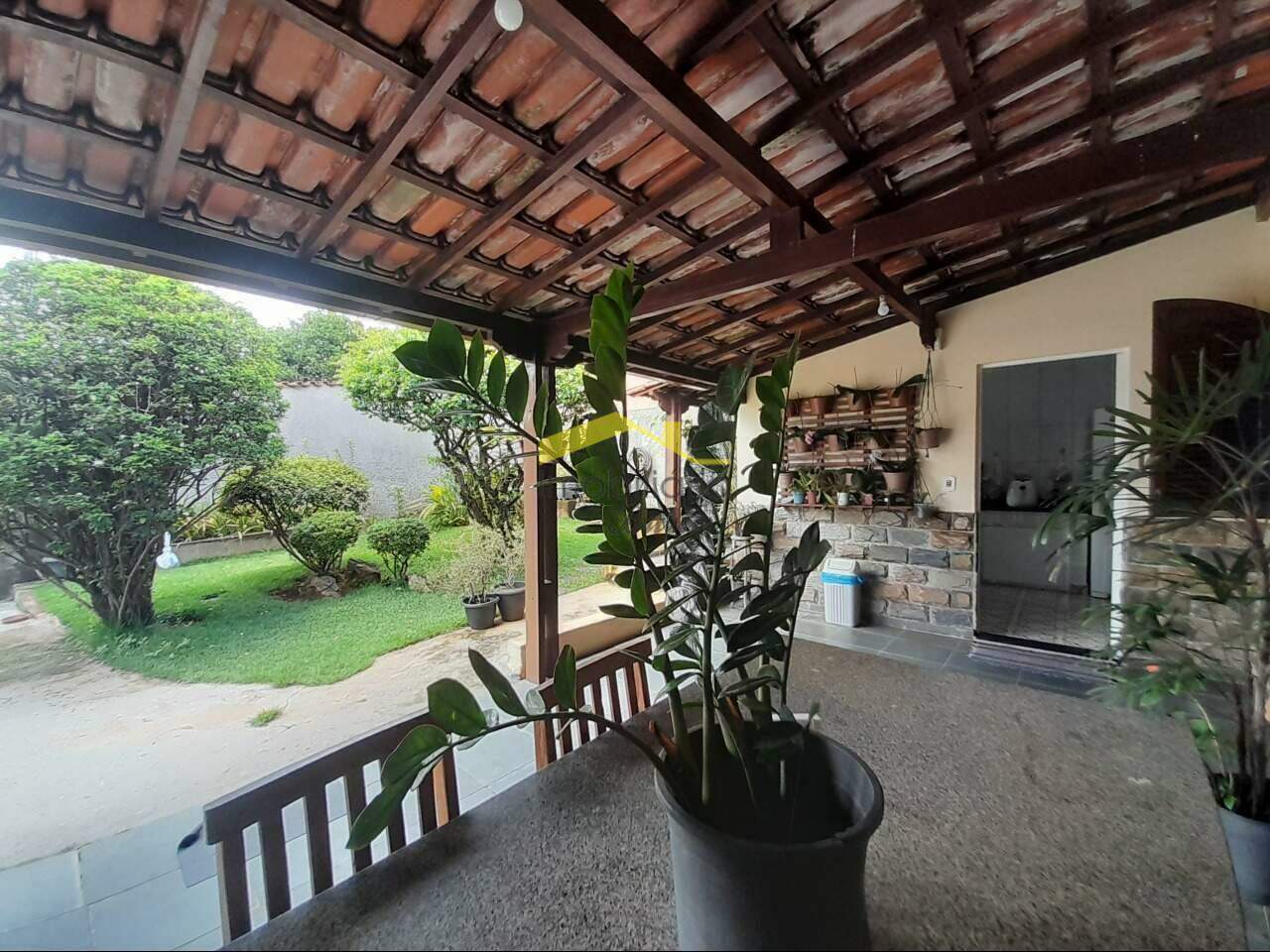 Casa à venda no Palmeiras: 