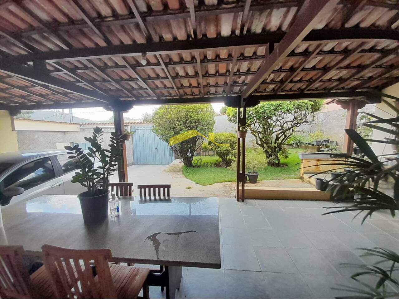 Casa à venda no Palmeiras: 