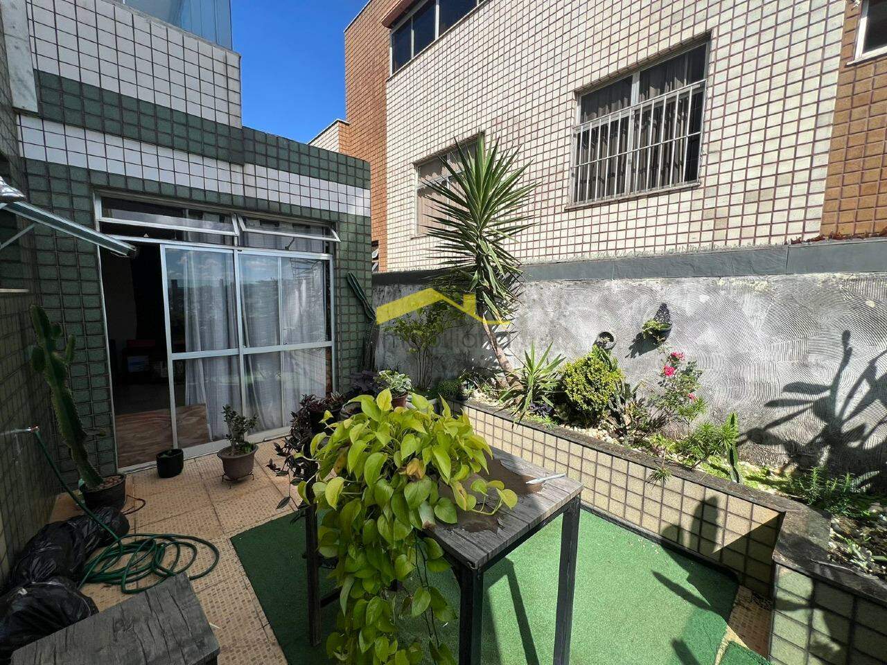 Apartamento com área privativa à venda no Havaí: 