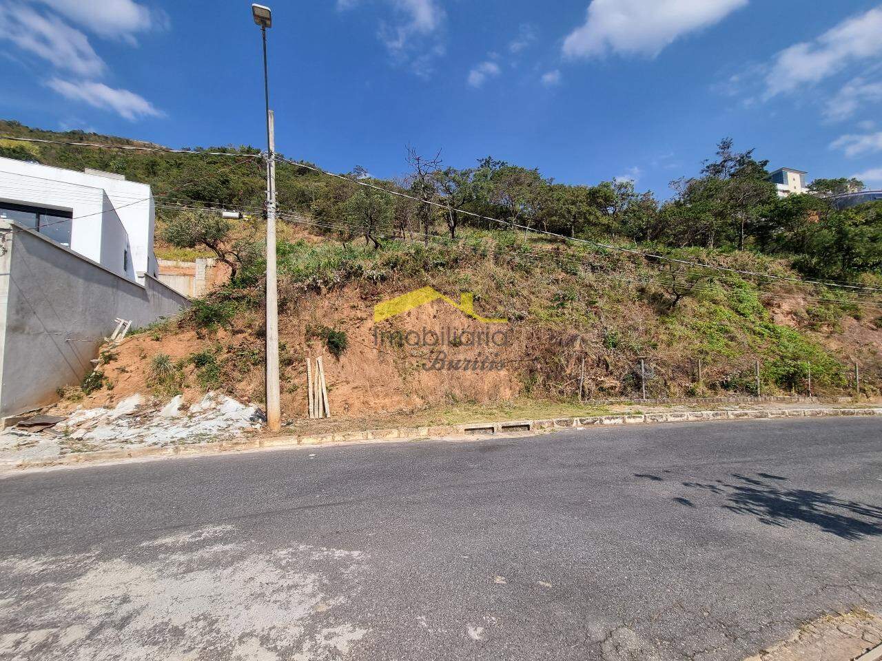 Lote à venda no Buritis: 