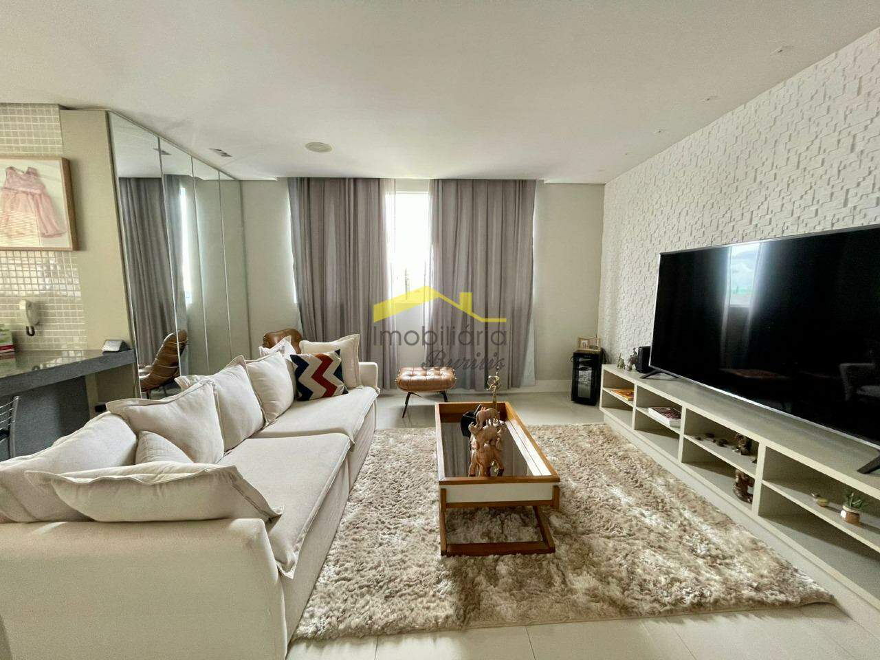 Apartamento com área privativa à venda no Buritis: 