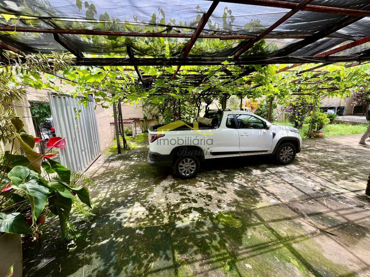 Casa à venda no Cinqüentenário: 