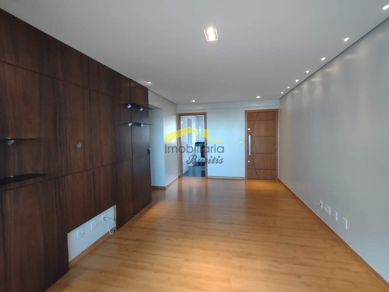 Apartamento à venda no Buritis: 