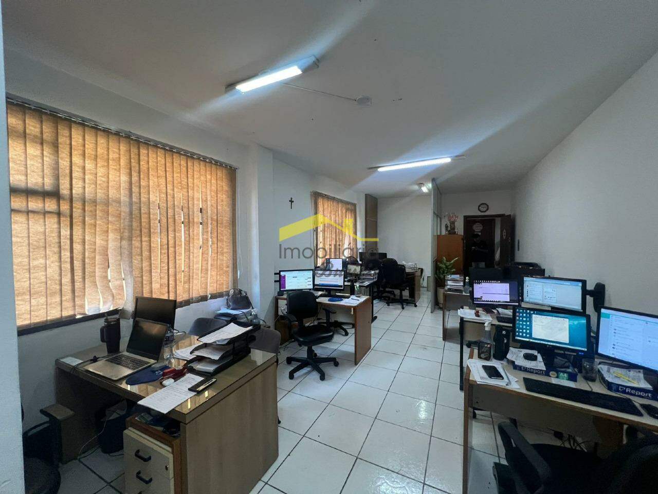 Sala para aluguel no Buritis: 