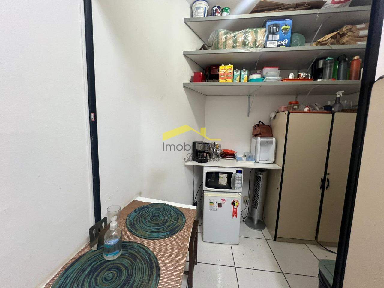 Sala para aluguel no Buritis: 