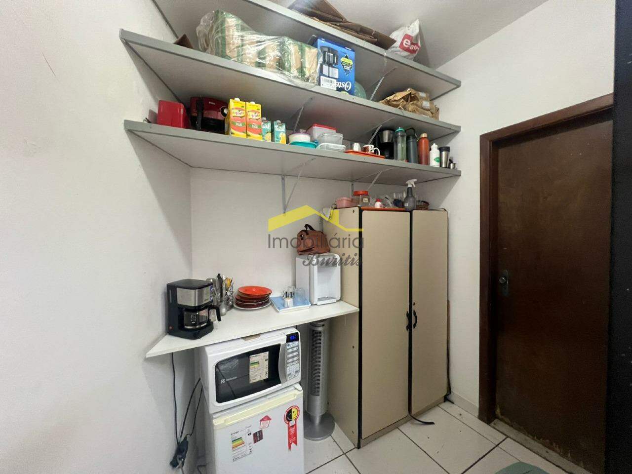 Sala para aluguel no Buritis: 