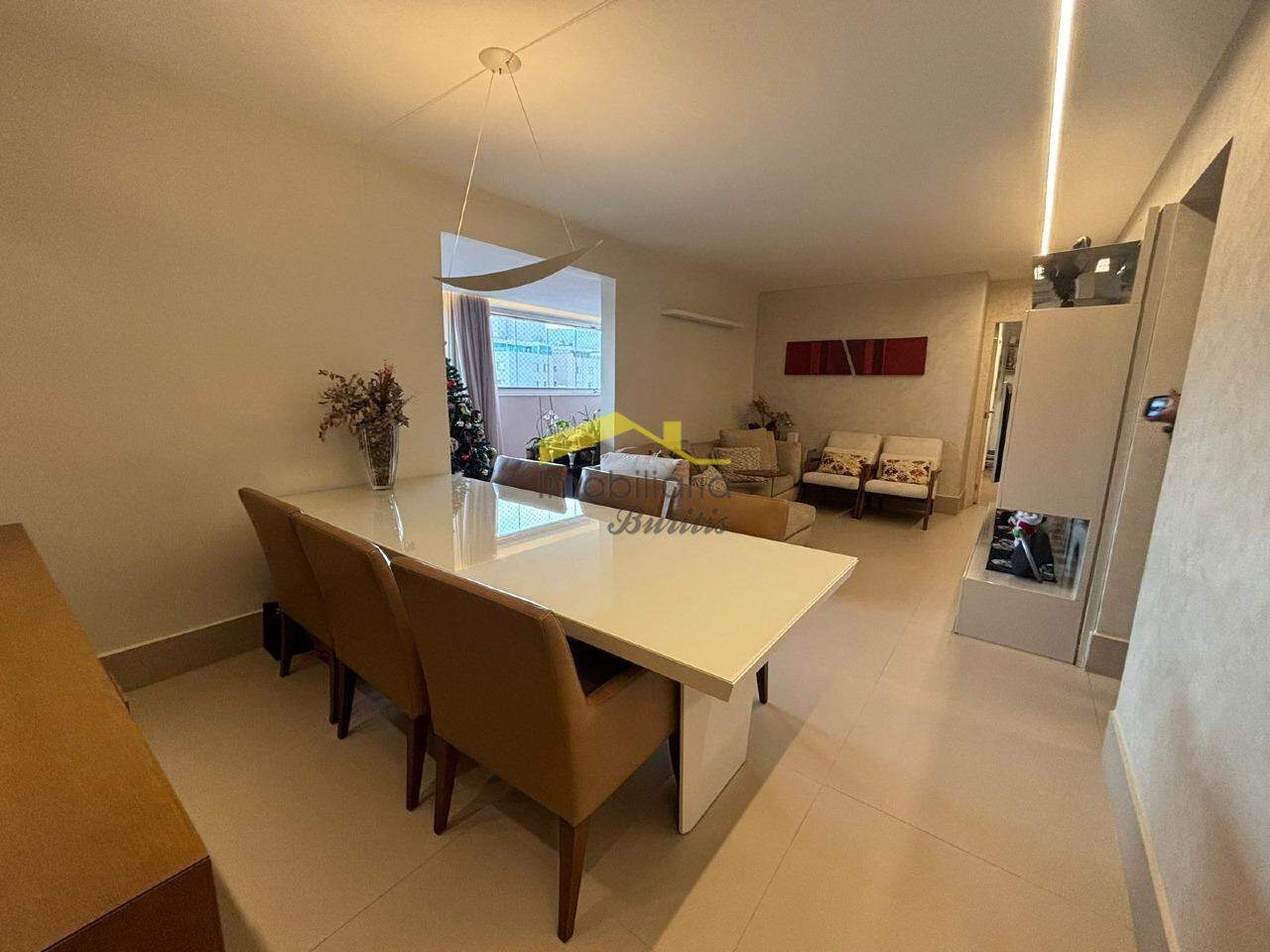 Apartamento à venda no Buritis: 