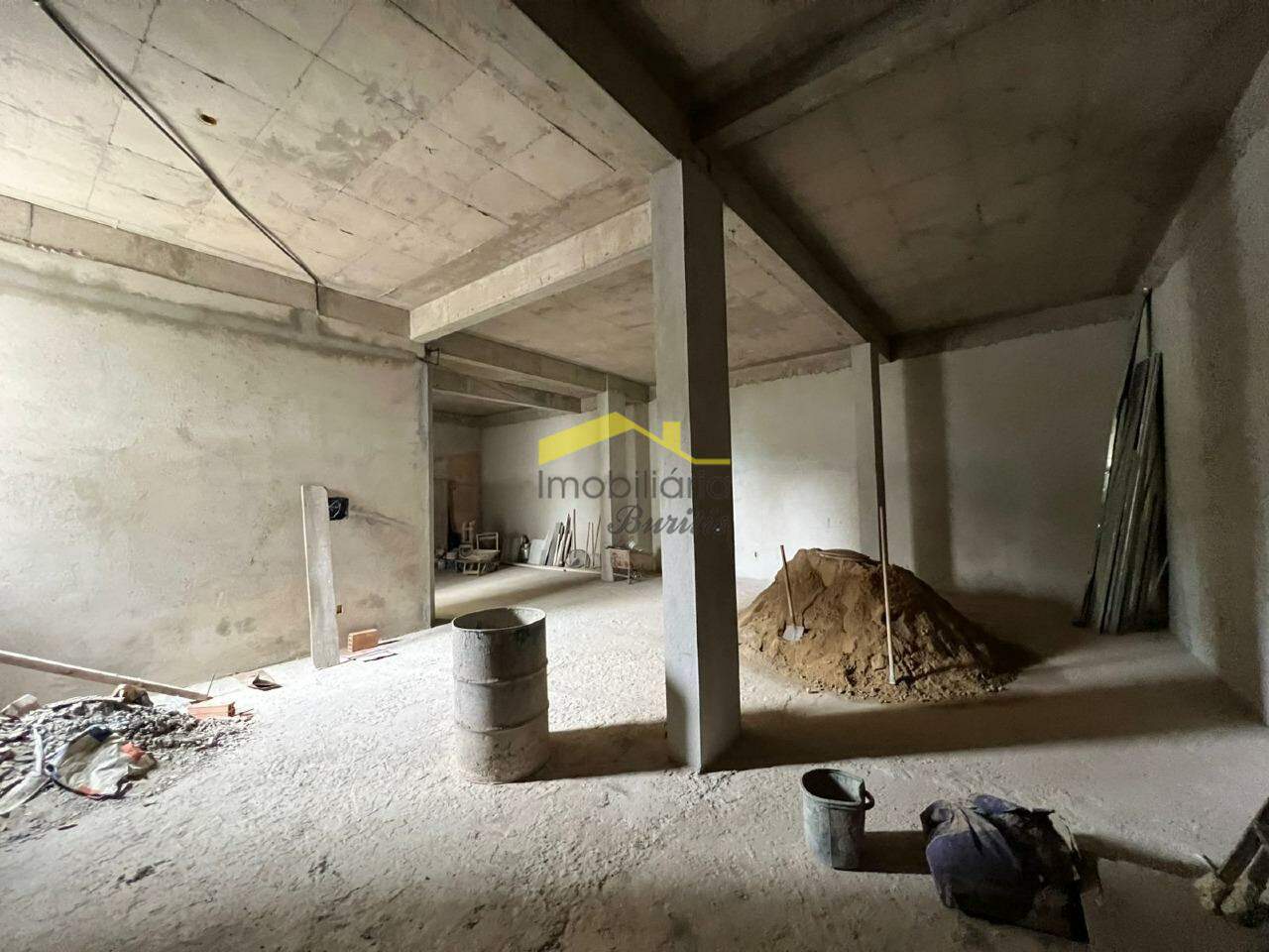 Loja para aluguel no Buritis: 