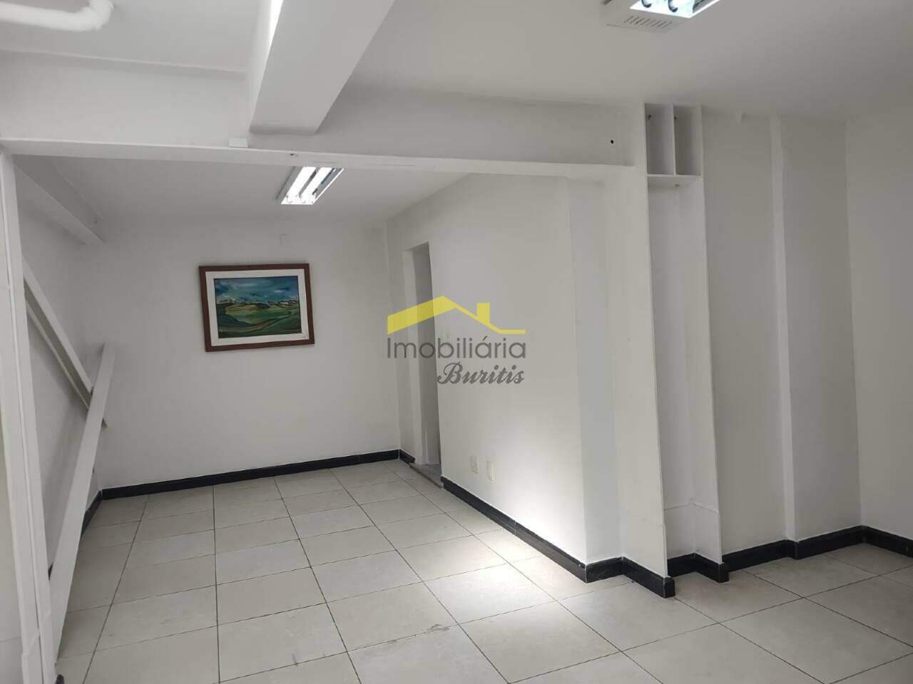 Andar à venda no Prado: 