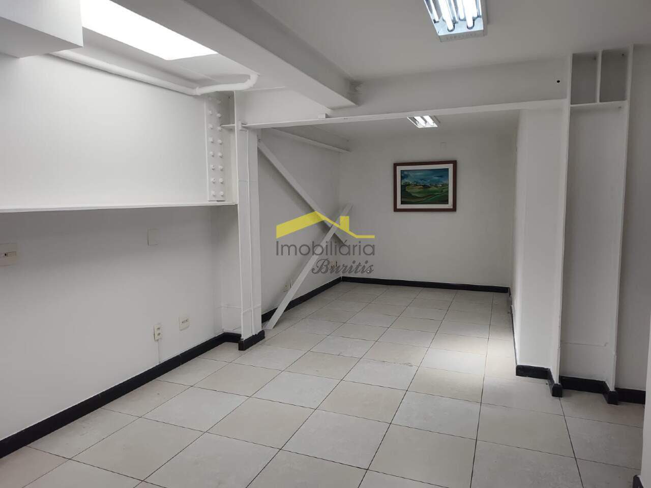 Andar à venda no Prado: 