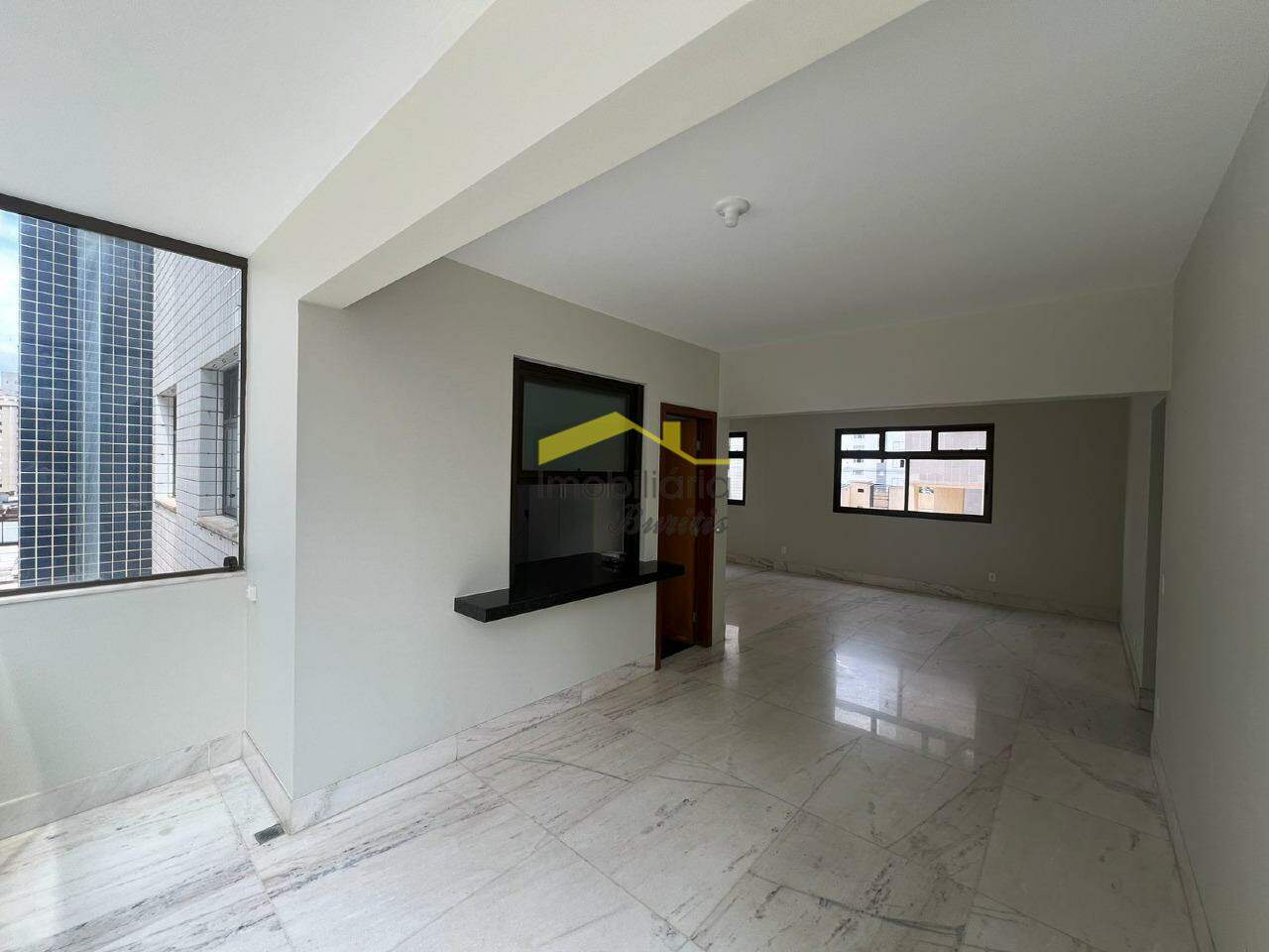 Apartamento à venda no Buritis: 