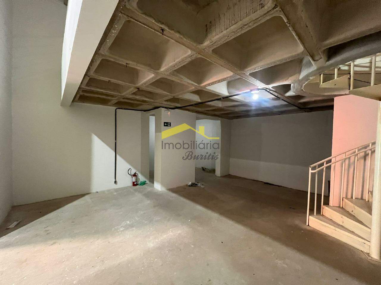 Loja à venda no Buritis: 