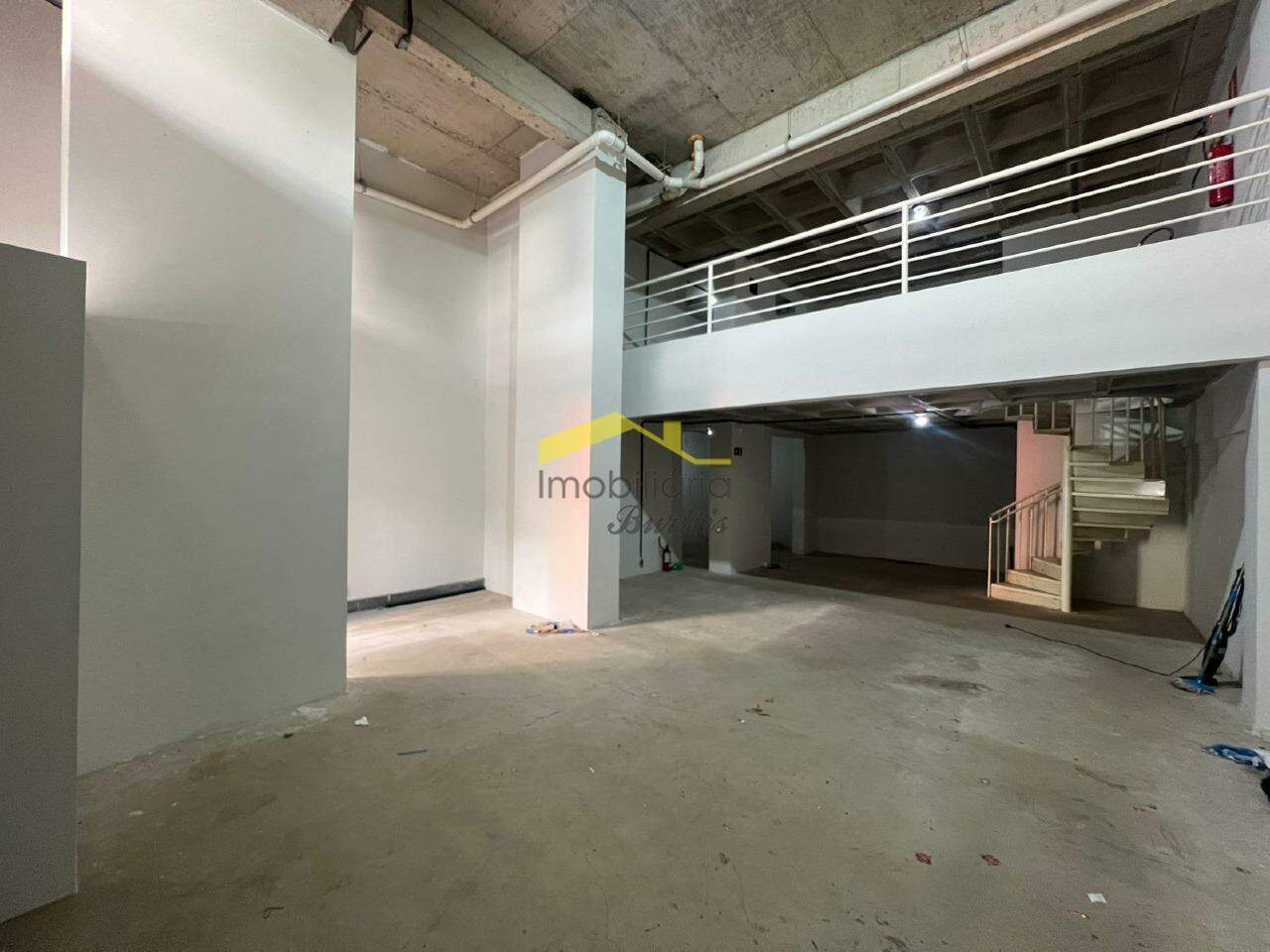 Loja à venda no Buritis: 