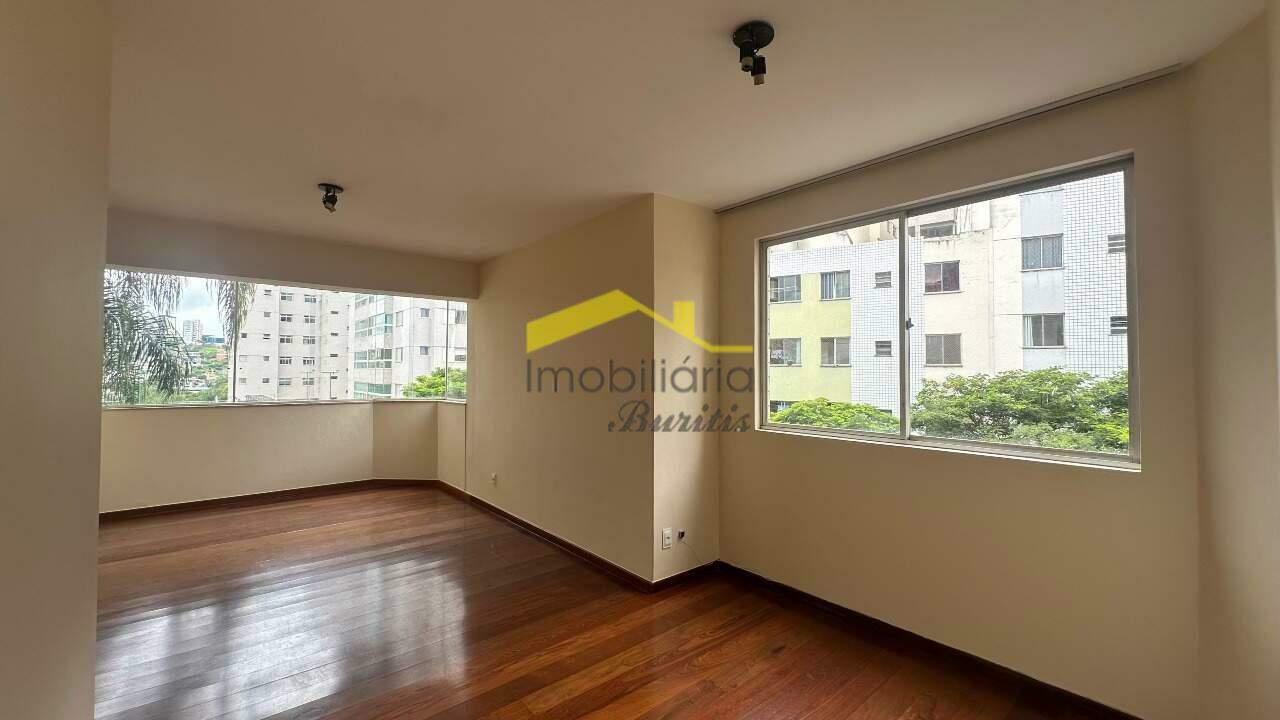 Apartamento à venda no Buritis: 