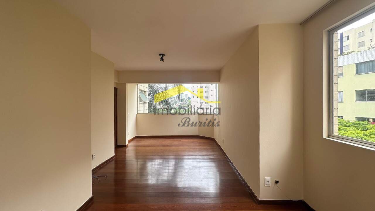 Apartamento à venda no Buritis: 