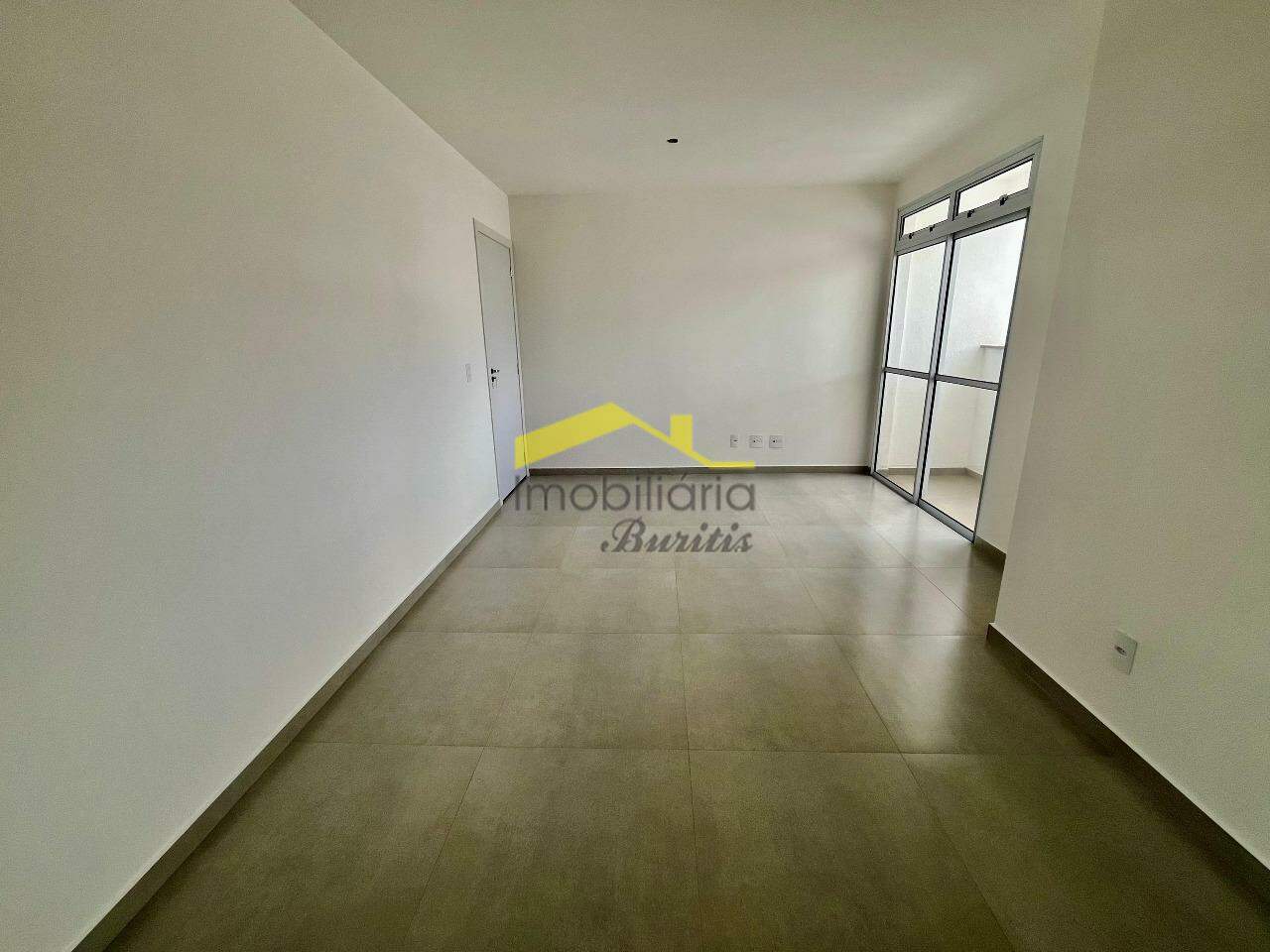 Apartamento à venda no Buritis: 