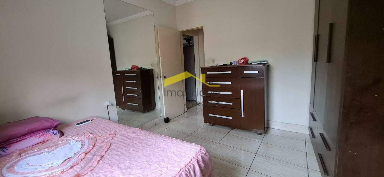 Casa à venda no Palmeiras: 