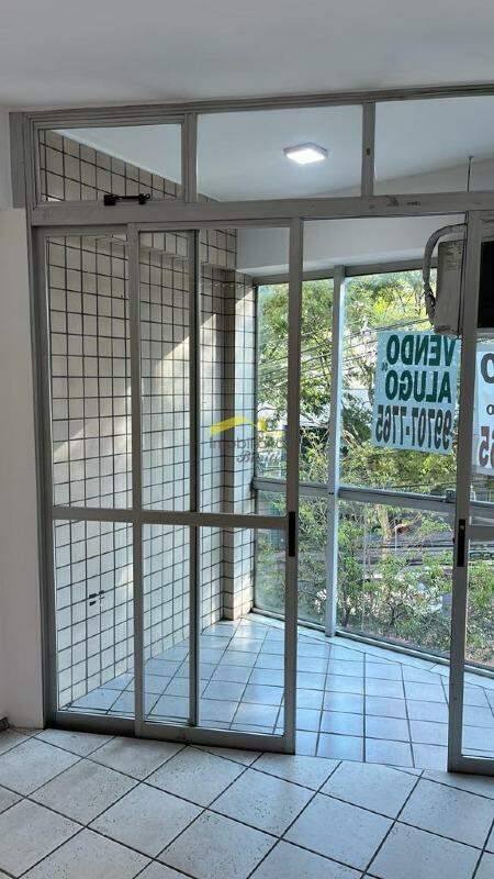 Sala à venda no Buritis: 