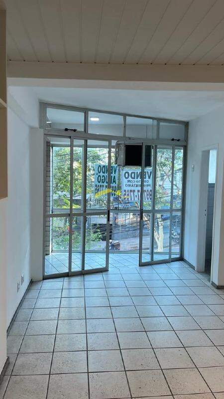 Sala à venda no Buritis: 