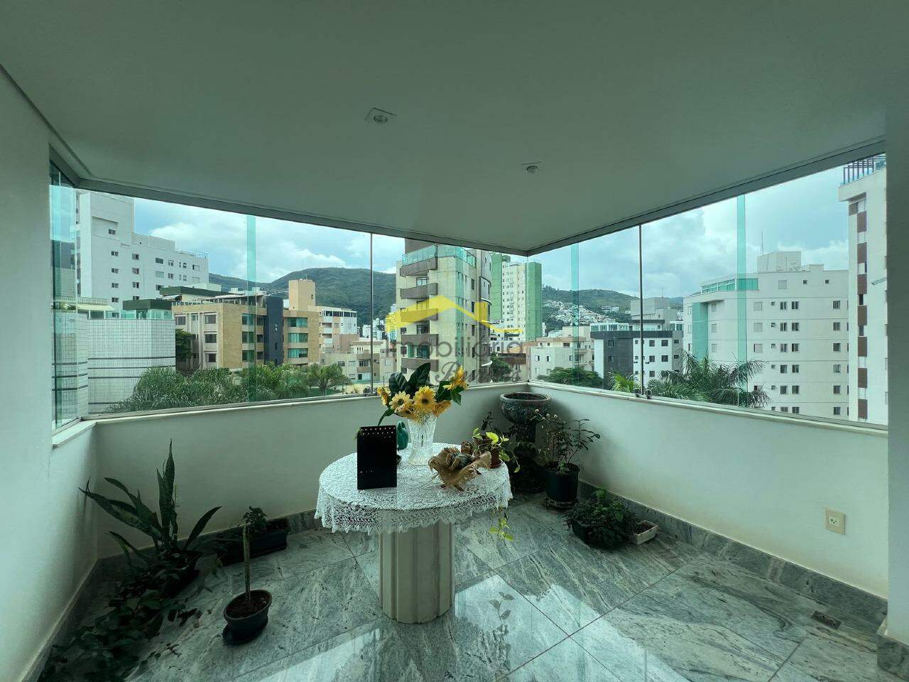 Apartamento à venda no Buritis: 