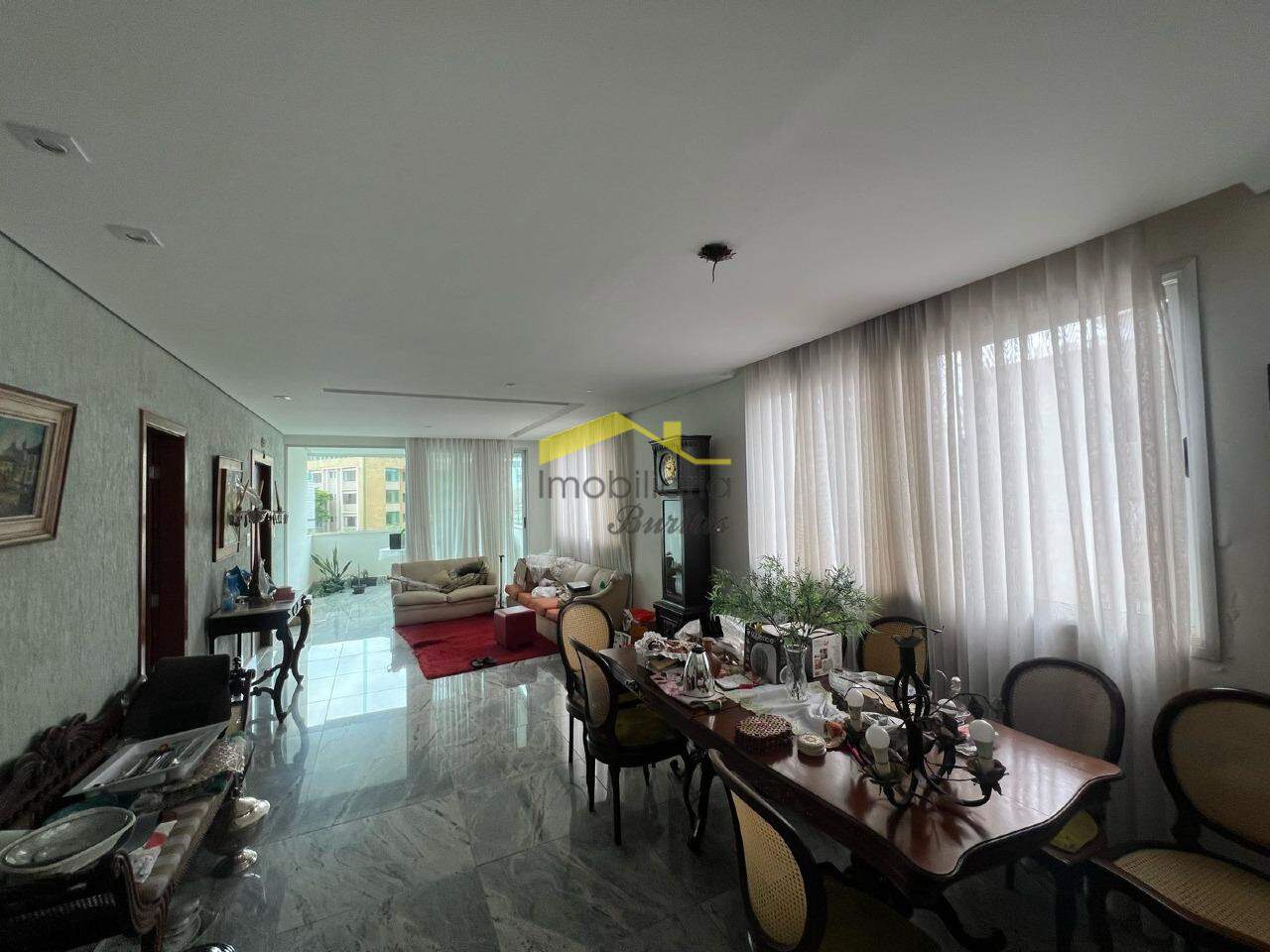 Apartamento à venda no Buritis: 