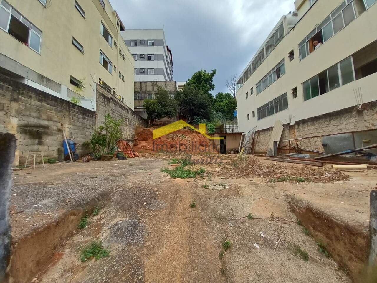 Lote à venda no Salgado Filho: 