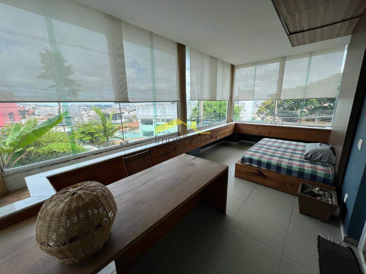 Casa à venda no Estoril: 