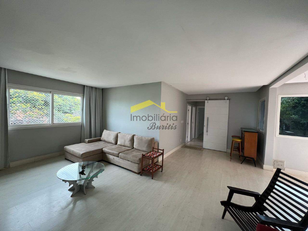 Casa à venda no Estoril: 