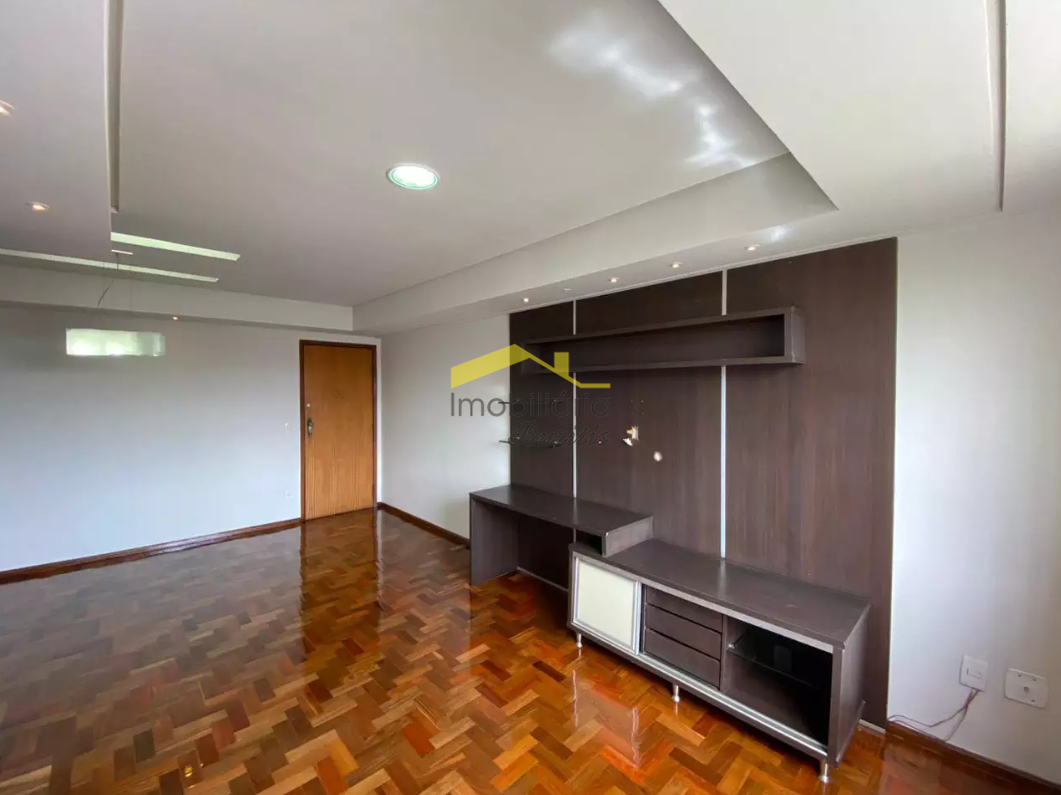 Apartamento à venda no Barreiro: 