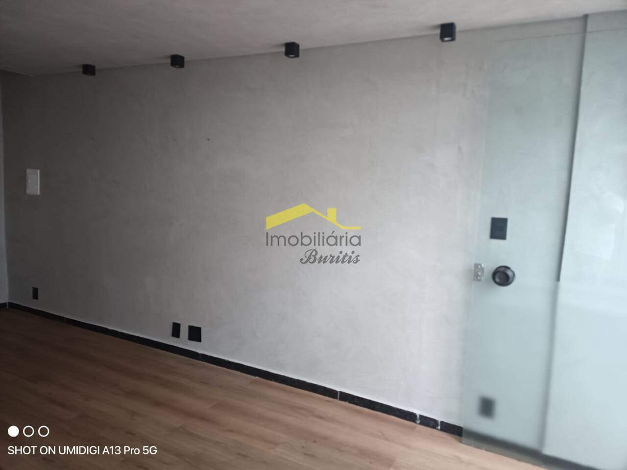 Loja à venda no Buritis: 