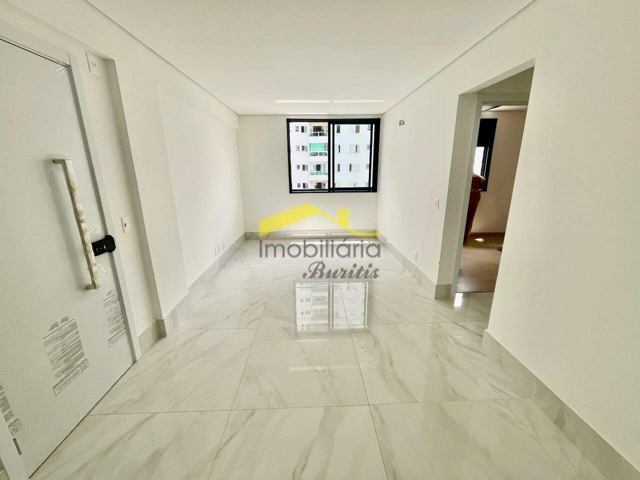 Apartamento à venda no Buritis: 