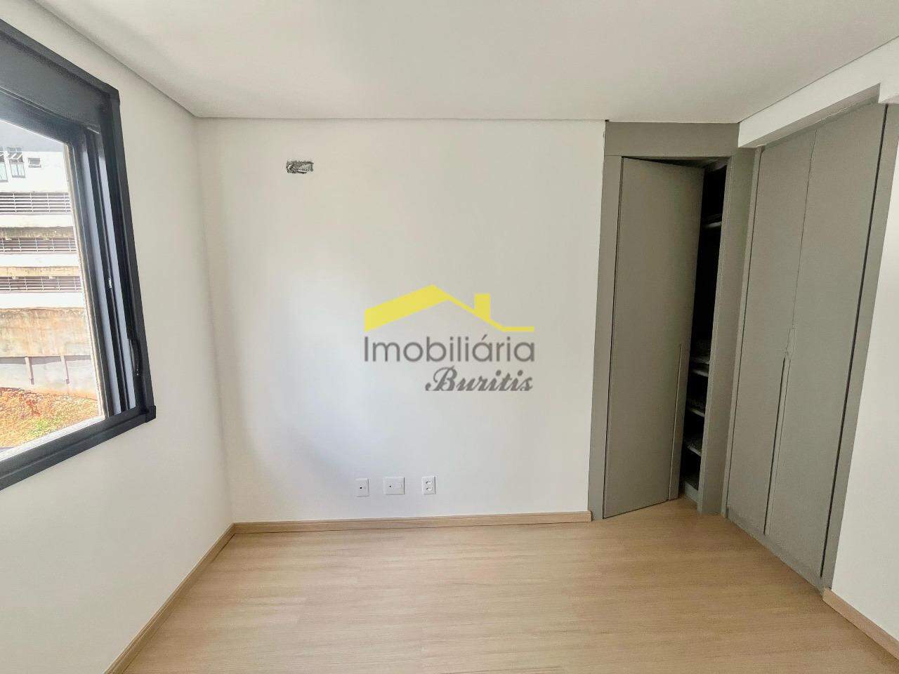 Apartamento à venda no Buritis: 