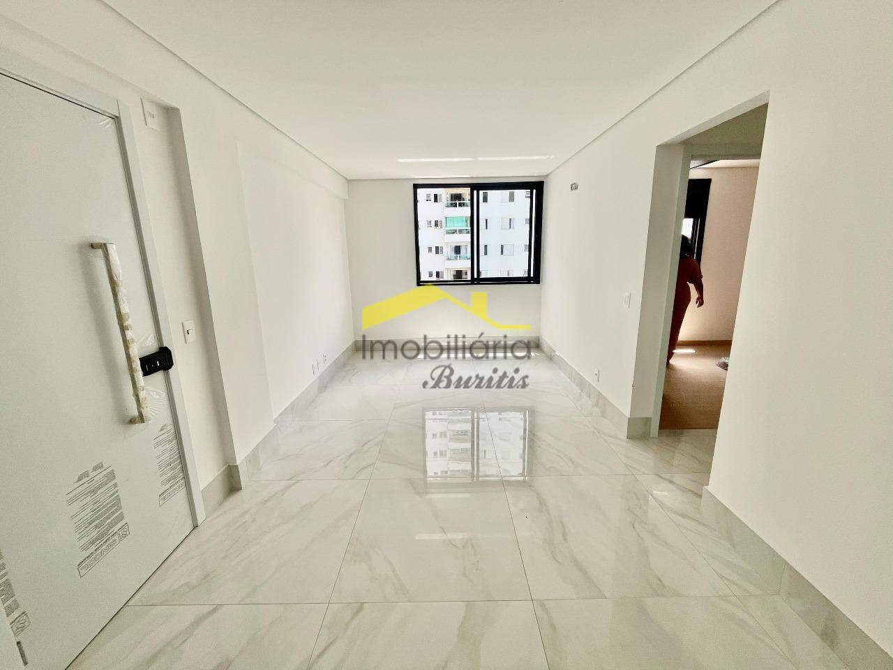 Apartamento à venda no Buritis: 