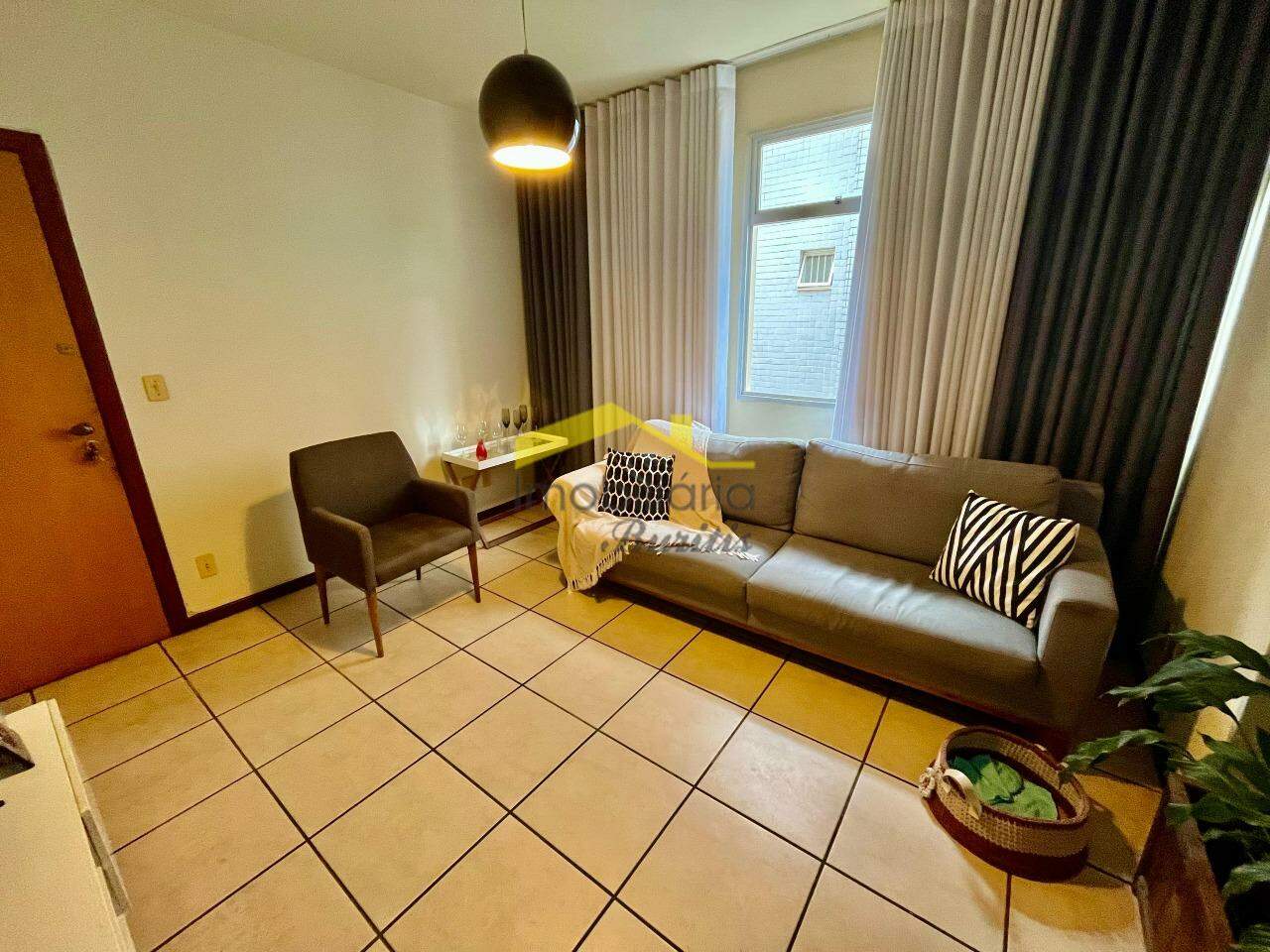 Apartamento à venda no Estoril: 