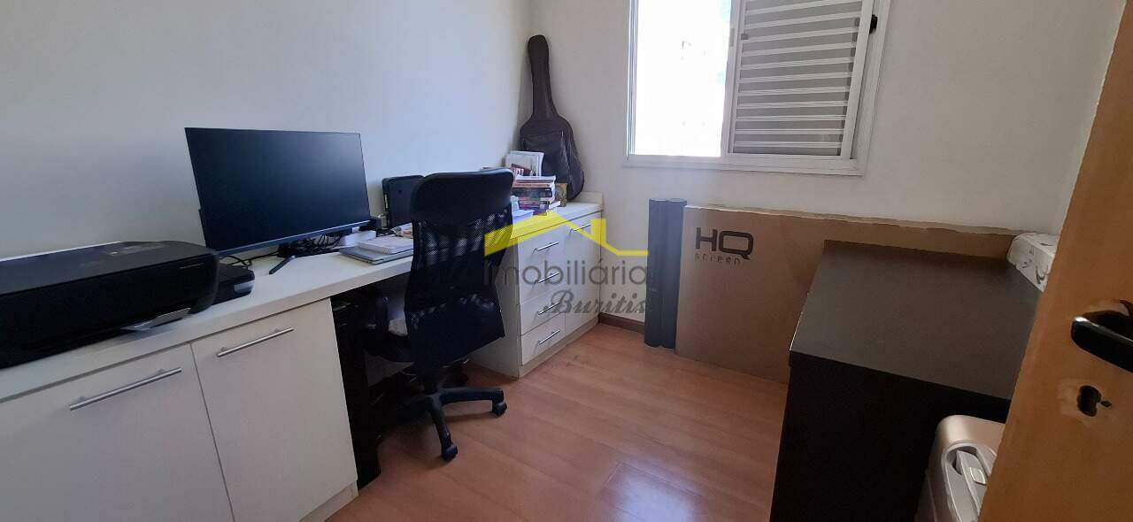 Apartamento à venda no Buritis: 