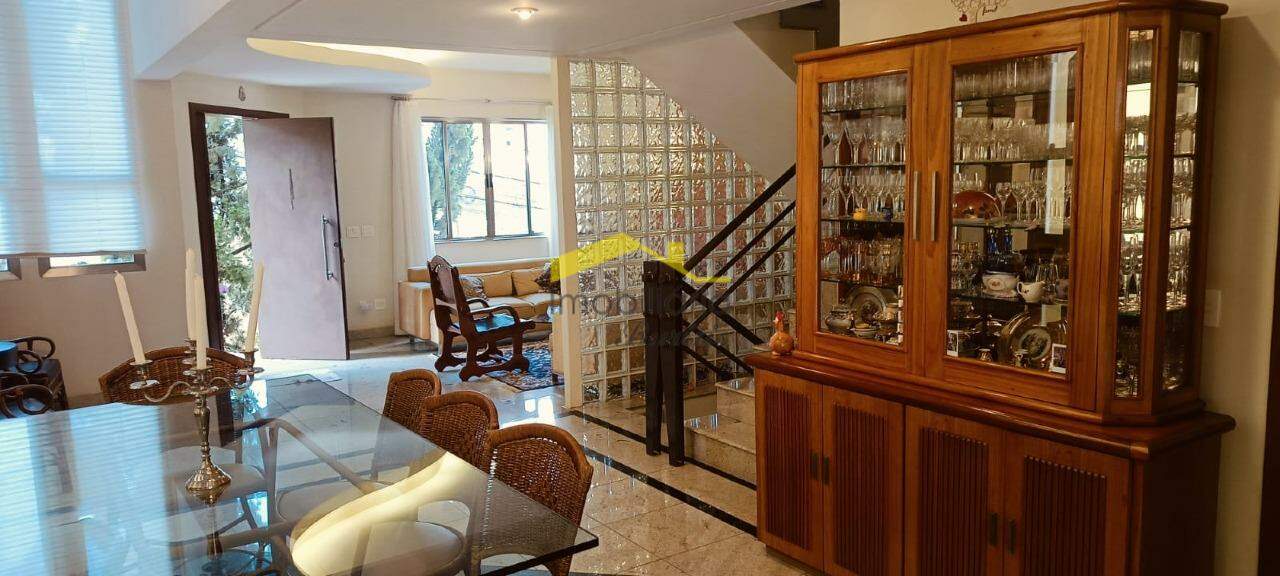 Casa à venda no Belvedere: 