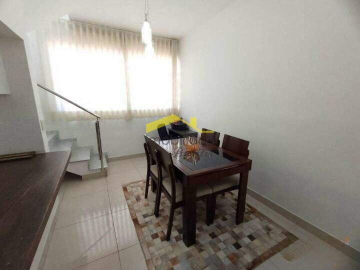 Cobertura à venda no Estoril: 