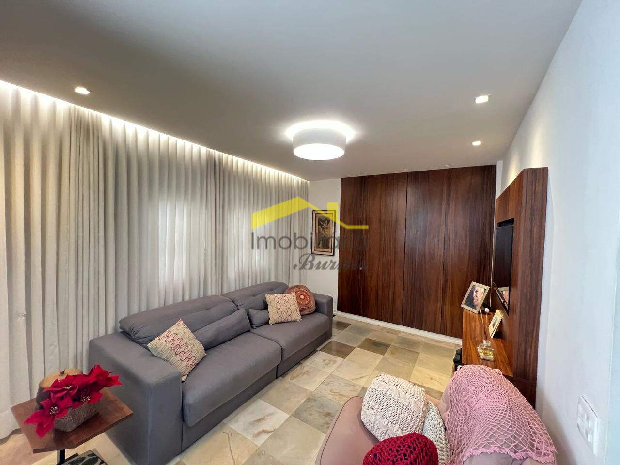 Cobertura à venda no Sion: 