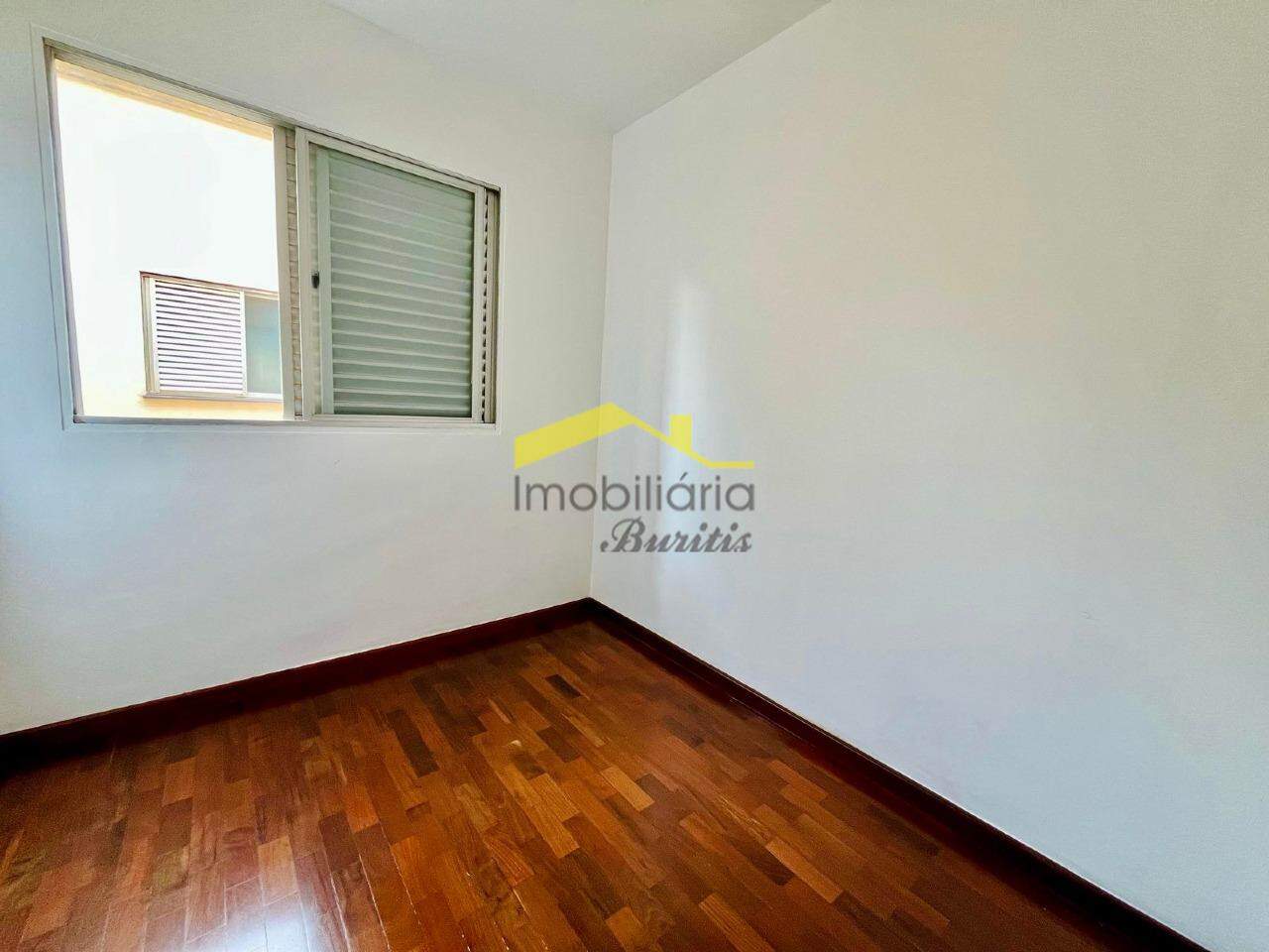 Apartamento à venda no Buritis: 