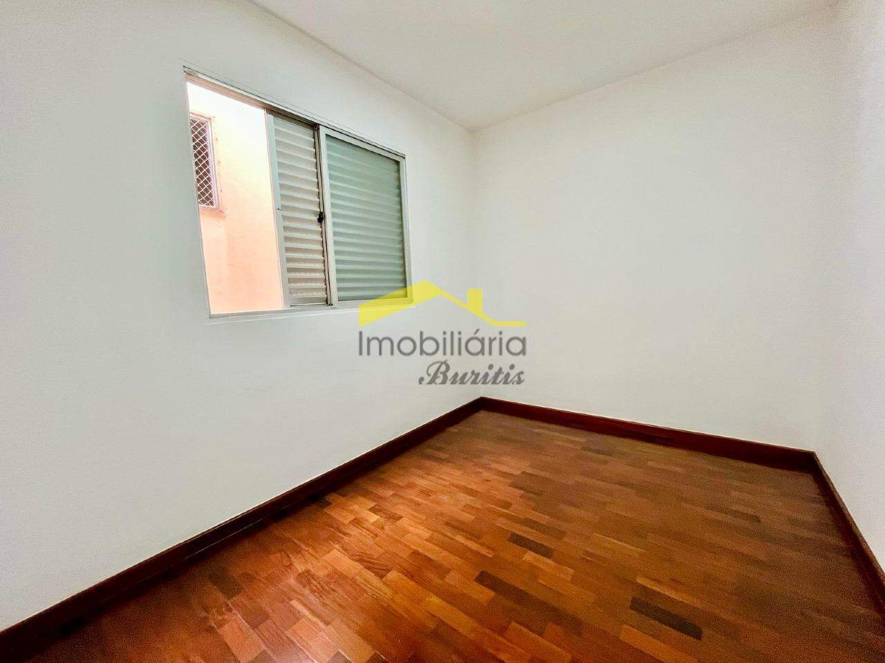 Apartamento à venda no Buritis: 