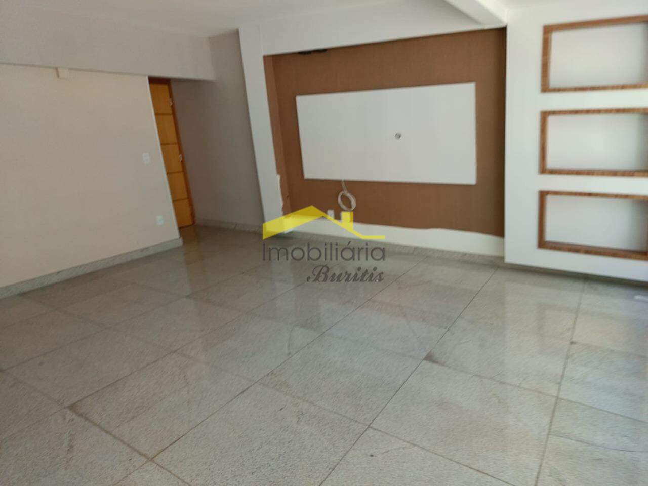 Cobertura à venda no Buritis: 