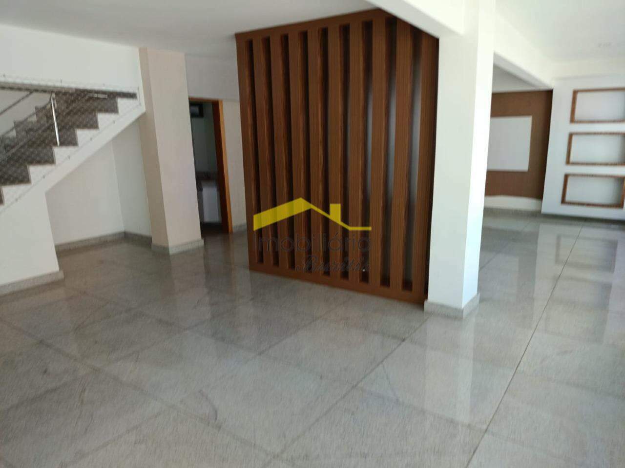 Cobertura para aluguel no Buritis: 