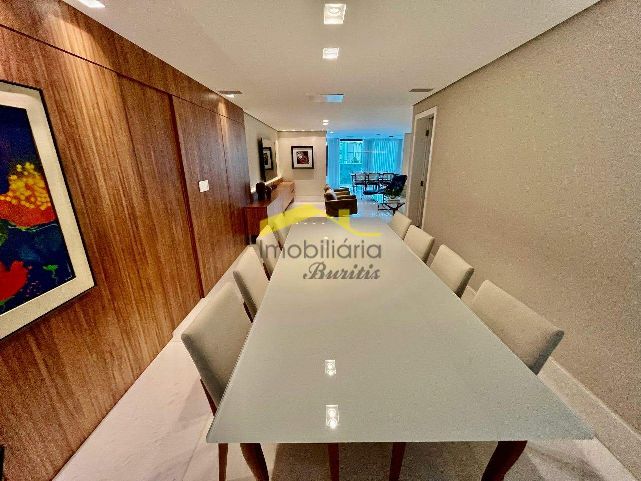 Apartamento com área privativa à venda no Buritis: 