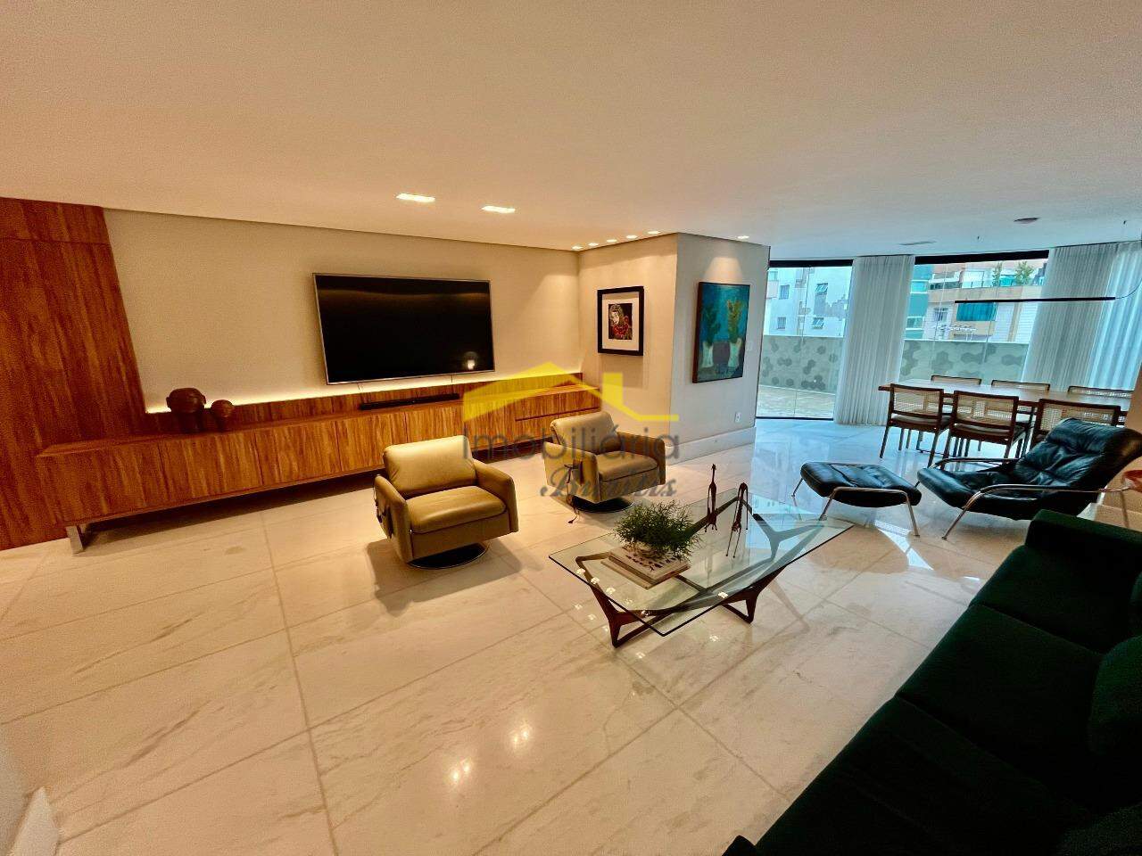 Apartamento com área privativa à venda no Buritis: 