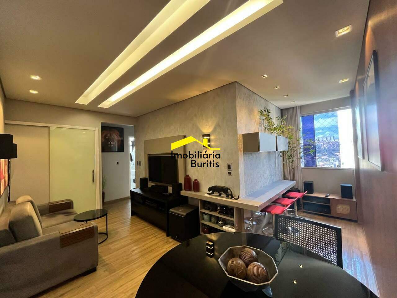 Apartamento à venda no Buritis: 