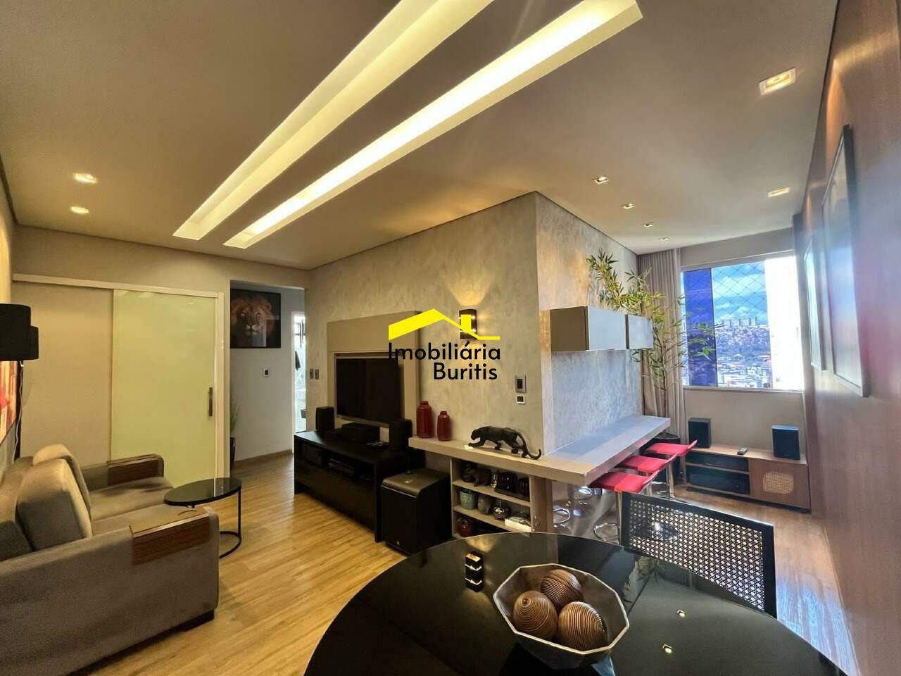 Apartamento à venda no Buritis: 